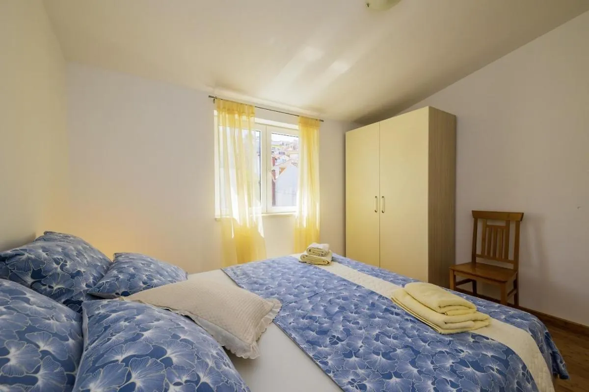 Guest house Raos In Trogir - Mittel-Dalmatien Hotel Mastrinka Croatia