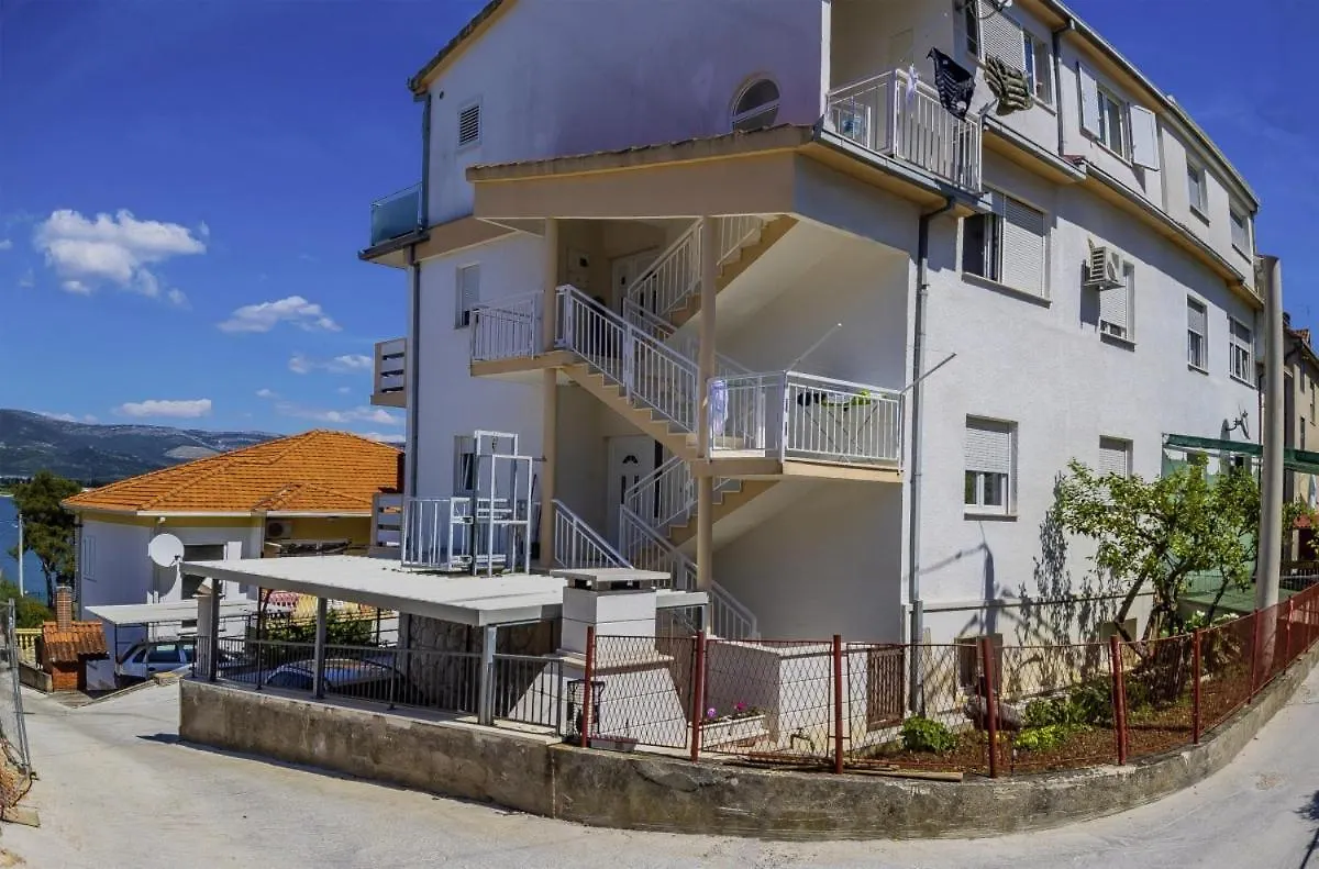 Raos In Trogir - Mittel-Dalmatien Hotel Mastrinka